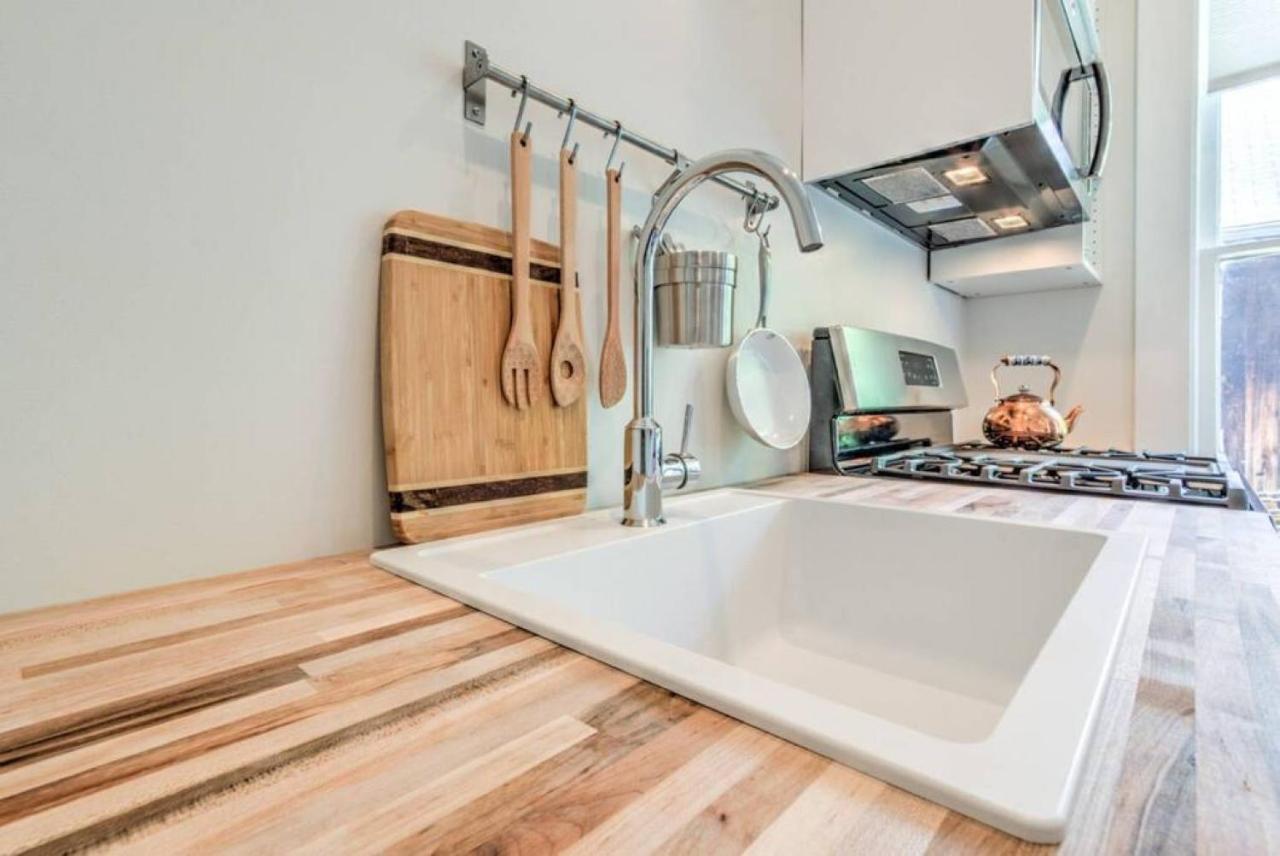 Апартаменты Miraculously Modern In A Vintage Shell Midtown Мемфис Экстерьер фото